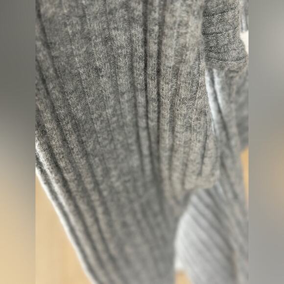 Central Park West Juniper Knit Jumpsuit in Heather Grey Long Sleeve L /NWOT - Picture 13 of 14